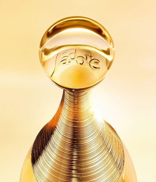 J’adore Eau de Parfum Solar and Floral Notes Intensity Medium
